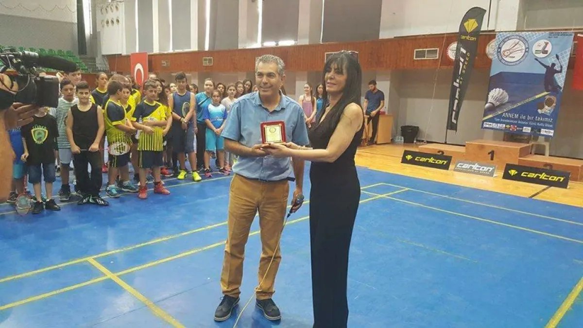 Annemle Bir Takımız Badminton Organizasyonuna Büyük İlgi
