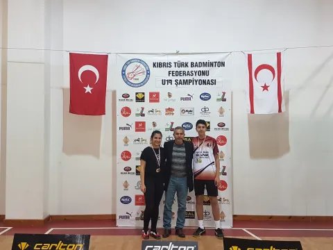 U19 KKTC Badminton Şampiyonasında Seymen-Eren ve YDÜ Damgası