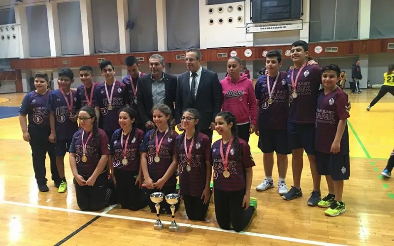 Badminton Ortaokullar Arası Kız ve Erkek Şampiyonu YDK